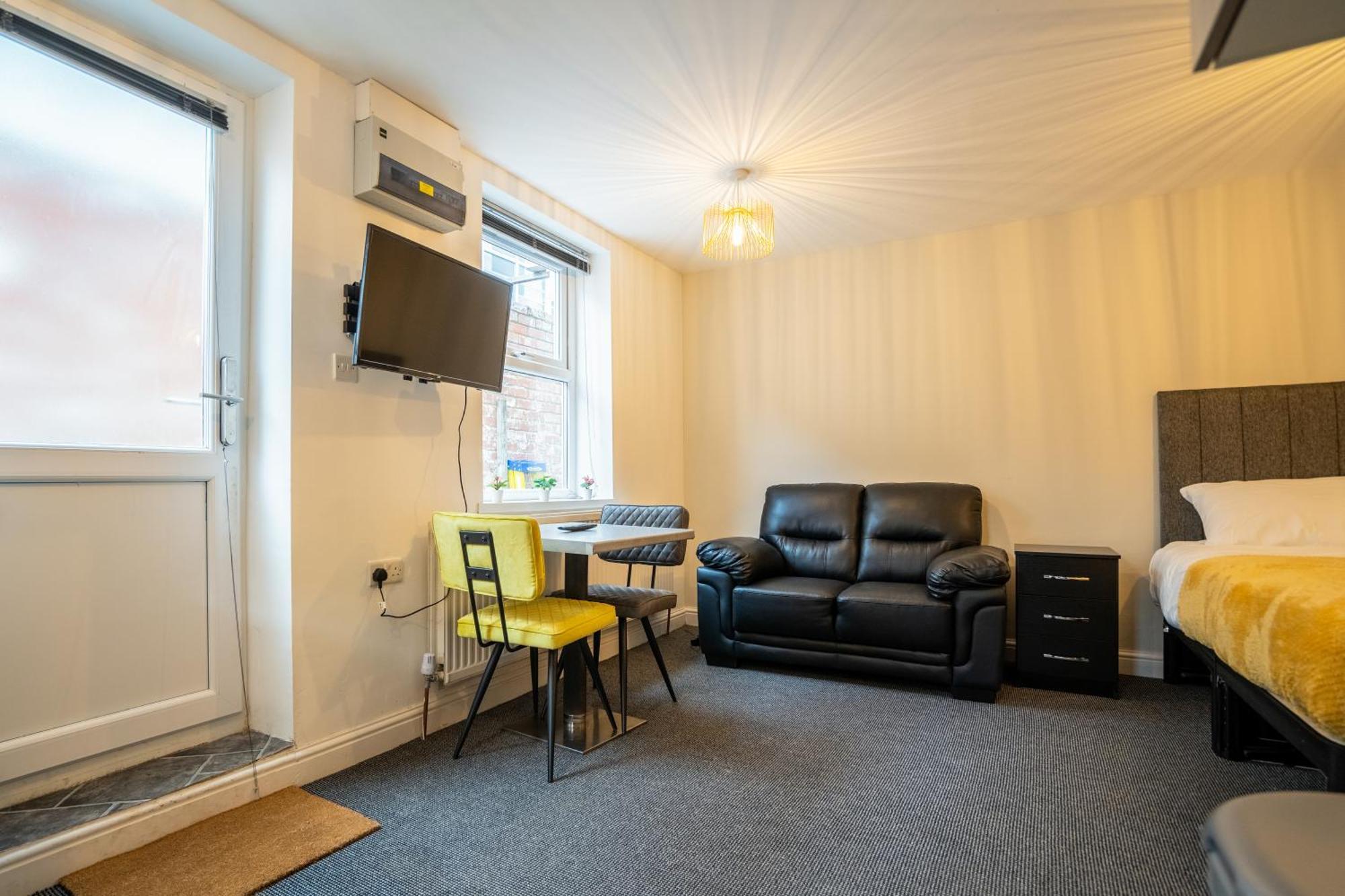 Kunda House In Tyseley Appartement Birmingham Buitenkant foto