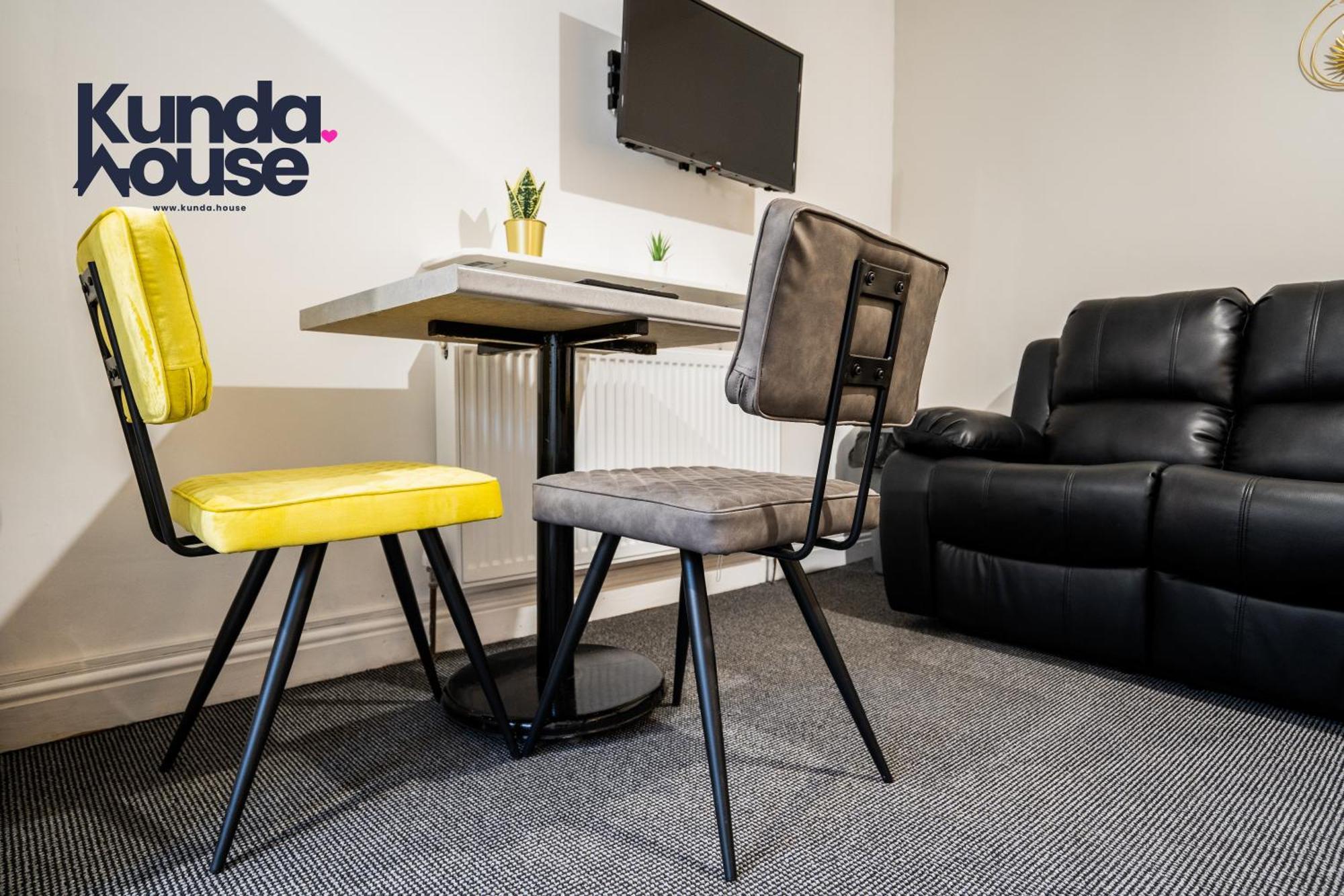 Kunda House In Tyseley Appartement Birmingham Buitenkant foto